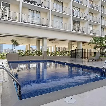 Gem Of Waikiki At Inn On The Park-3